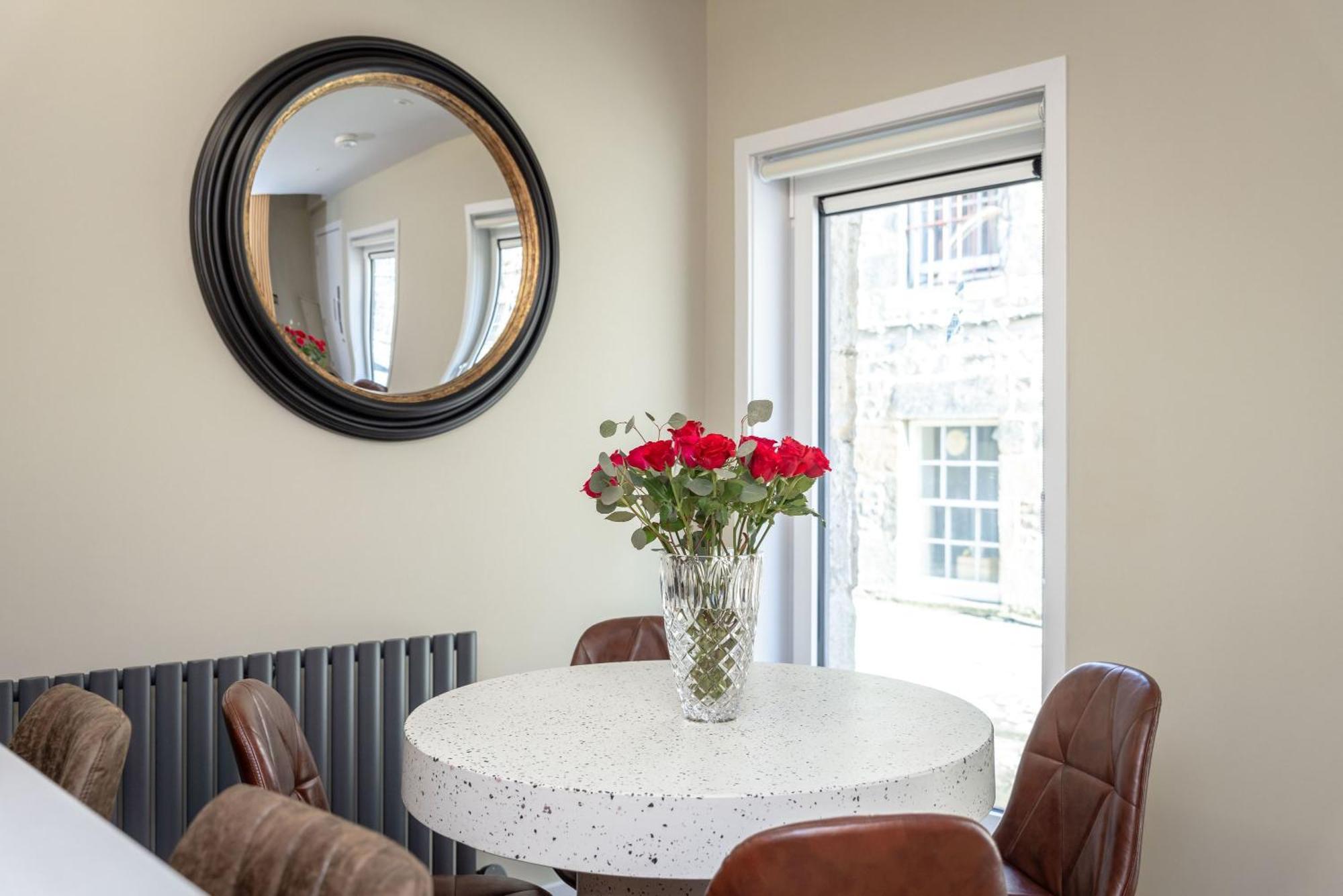 Dragon Suites - City Centre 2 Bed Luxury Mews House EDI Eksteriør bilde