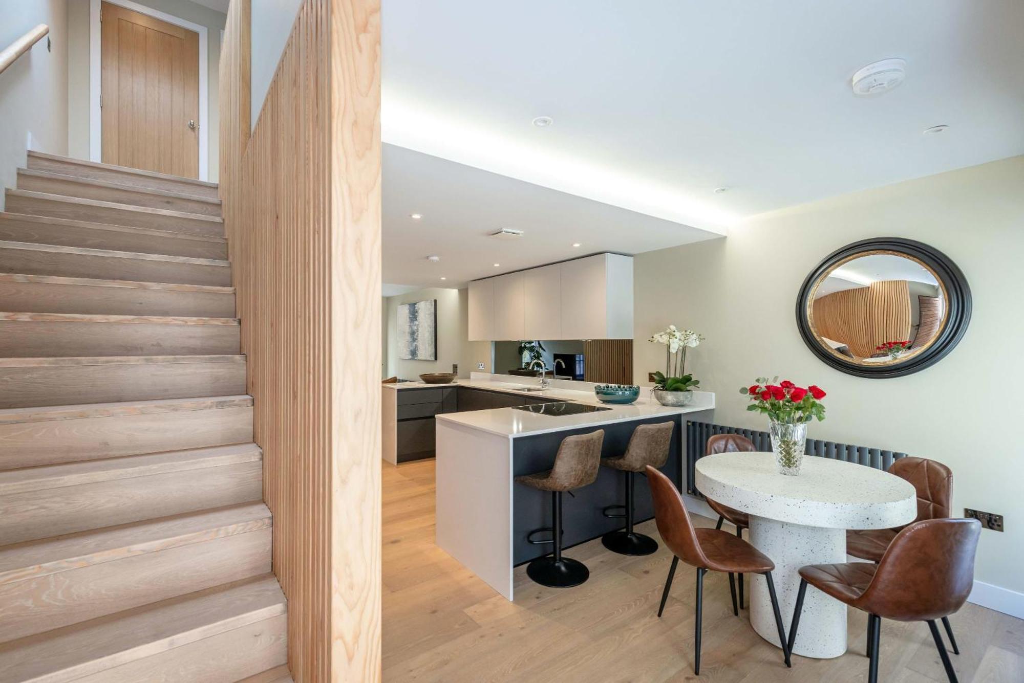 Dragon Suites - City Centre 2 Bed Luxury Mews House EDI Eksteriør bilde